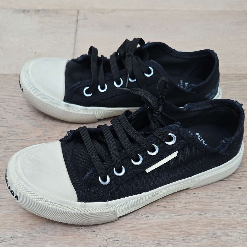 Women's Black and Cream Sneakers - Picture 2 of 5